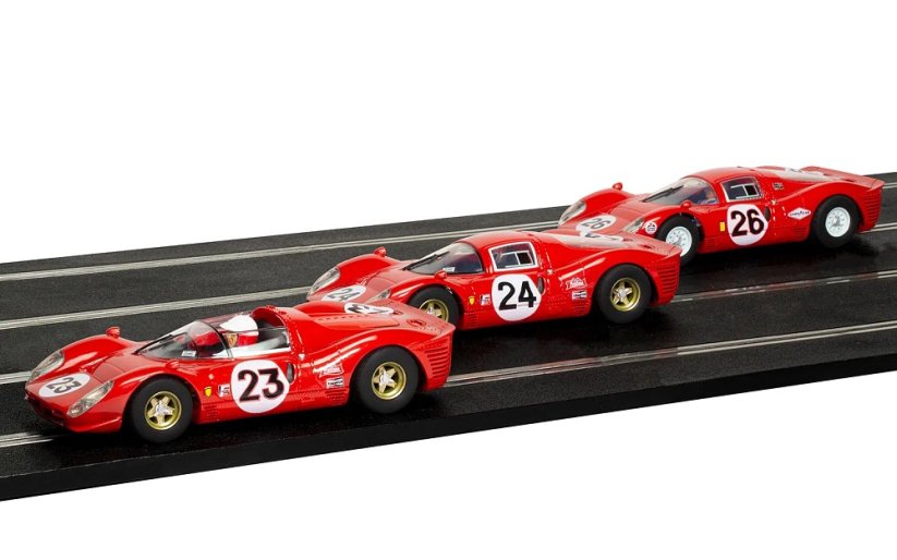 1967 Daytona 24 Triple Pack Ferrari - Autíčko SCALEXTRIC C4391A