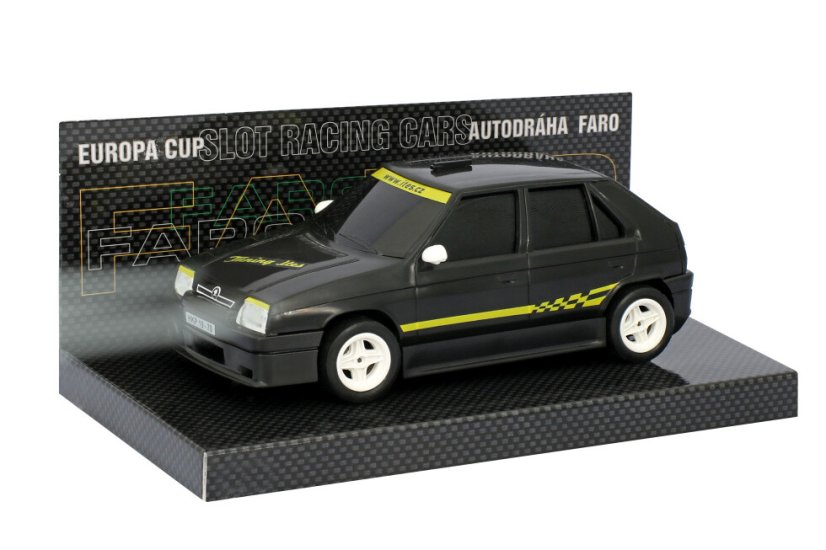 Favorit černý tuning model SRC 1:28- Night Race- svítící světla