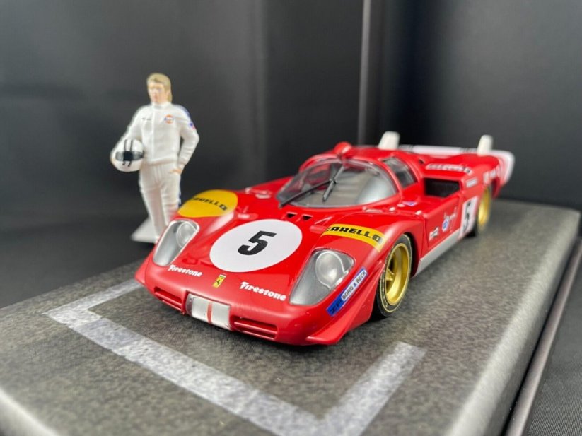 Slotwings Ferrari 512S #5 with driver