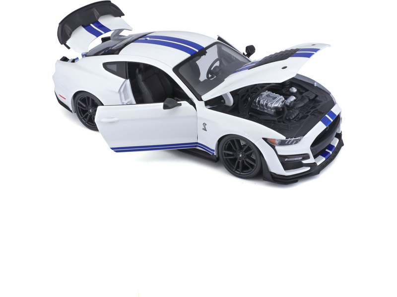 Maisto Mustang Shelby GT500 2020 1:18 bílá