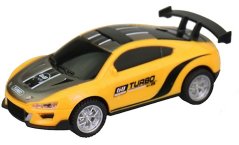Auto supersport žluto-černé na autodráhu 1:43