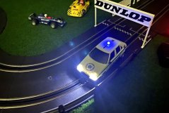 Favorit Policie model SRC 1:28- Night Race- svítící světla , blikající maják.