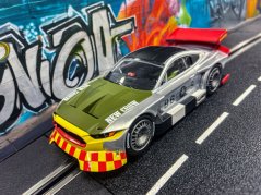 Auto Carrera D132 - 32066 Ford Mustang GTY