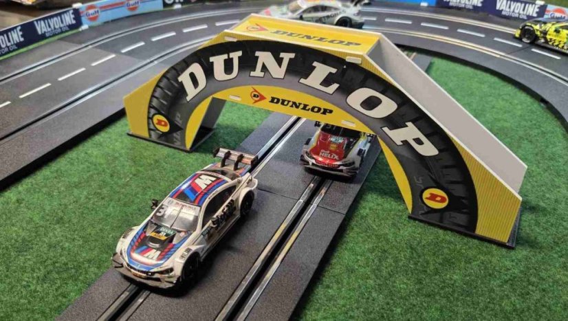 Most / přechod přes trať Dunlop pro autodráhu 1:43