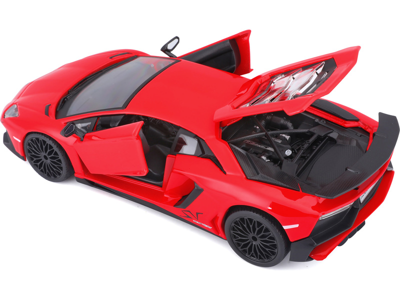 Bburago Lamborghini Aventador LP 750-4 SV 1:24 červená