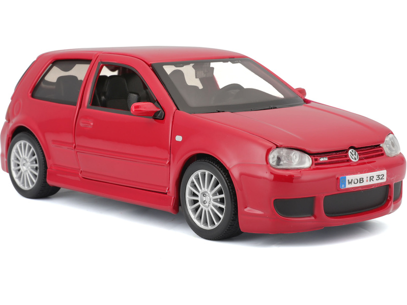 Maisto Volkswagen Golf R32 1:24 červená