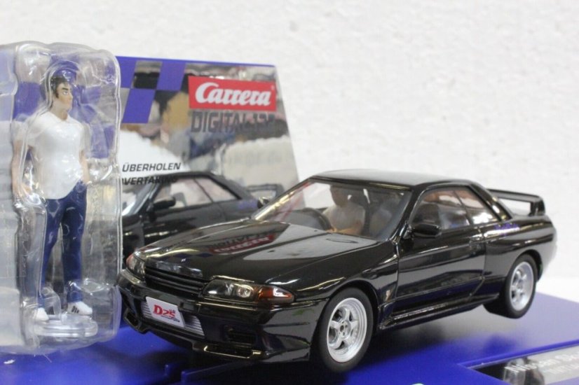 Carrera D132 Nissan Skyline GT-R R32
