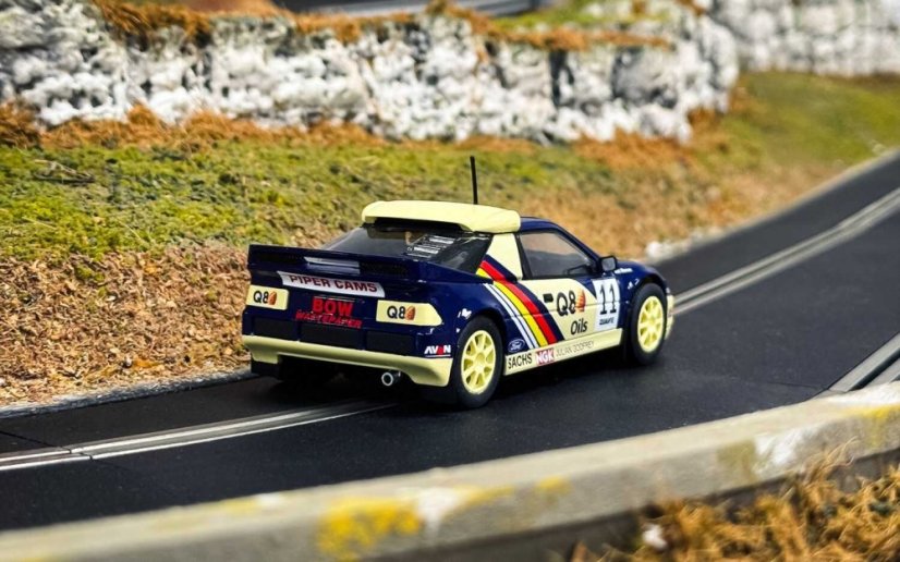 Autíčko Rally SCALEXTRIC C4667 - Ford RS200 Pat Doran (1:32)