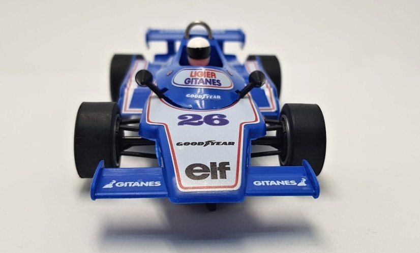 Ligier JS11 - Startovní číslo 26