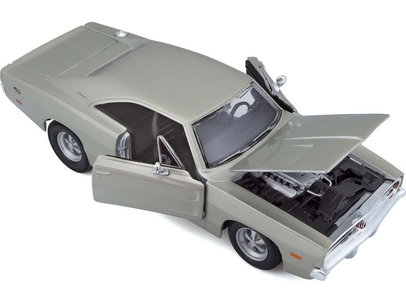 Maisto Dodge Charger R/T 1969 1:25 stříbrná