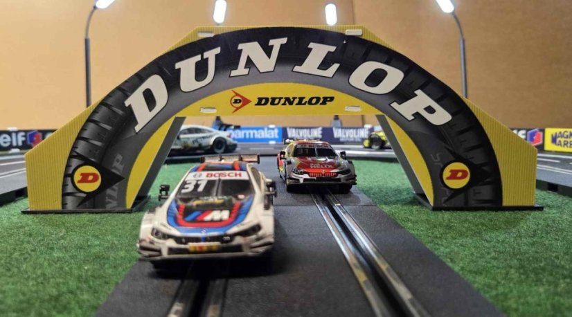 Most / přechod přes trať Dunlop pro autodráhu 1:43