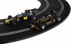 Ronnie Peterson Lotus - Twin Car Set C4684A