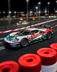 Auto Carrera D124 - 24000 Ford GT Race Car "No.67"