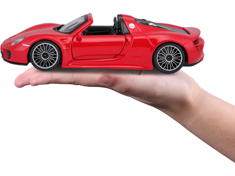 Bburago Plus Porsche 918 Spyder 1:24 červená